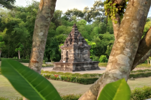 Candi Gebang tree frame